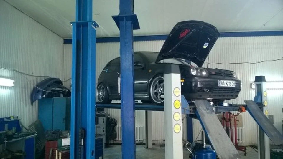 Volkswagen Golf #nothing_extra