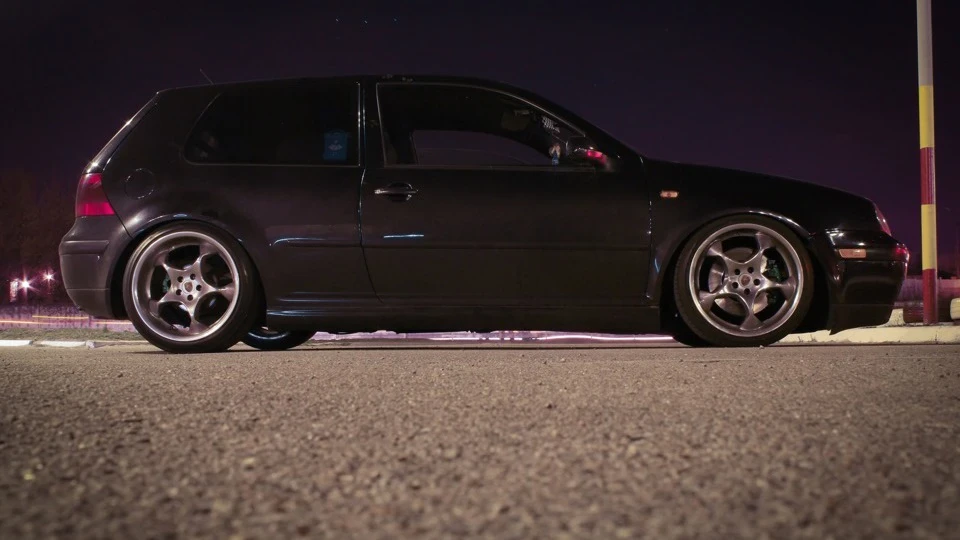 Volkswagen Golf #nothing_extra 4