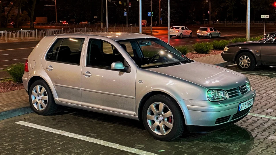 Volkswagen Golf Pacific 2