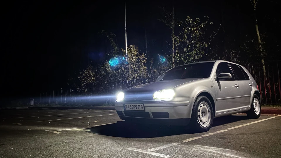 Volkswagen Golf Pacific 5