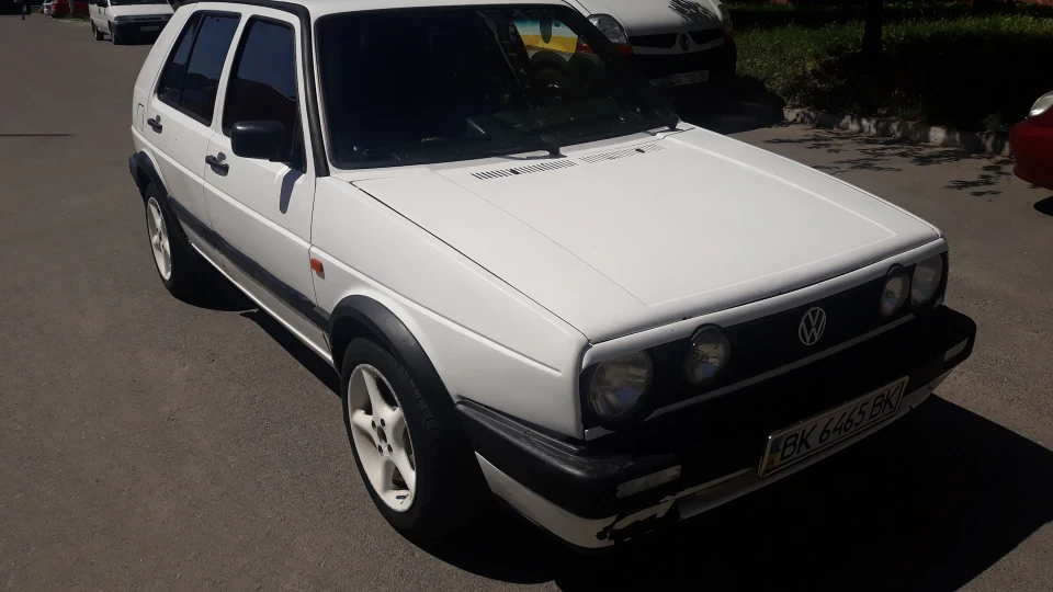 Volkswagen Golf Споживка №2 GTI 3