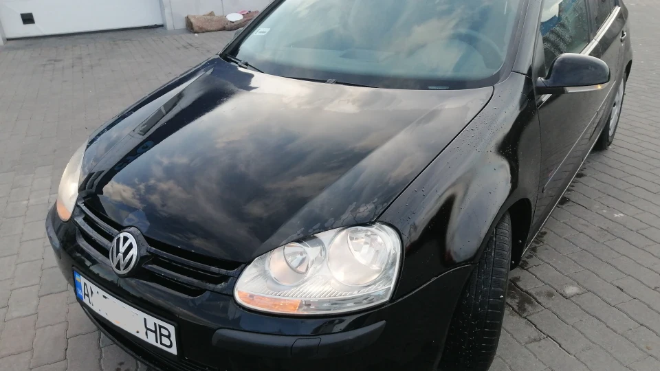 Volkswagen Golf Простий