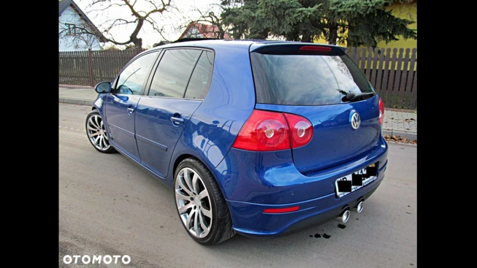 Volkswagen Golf R32))) 4