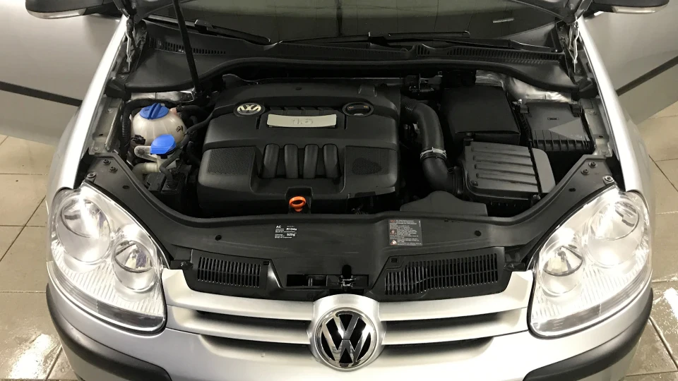Volkswagen Golf Reflexsilber 3