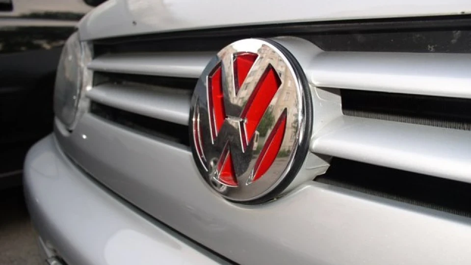 Volkswagen Golf Silver 4