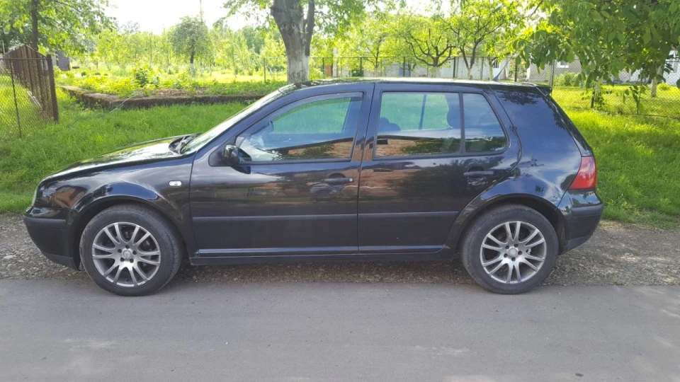 Volkswagen Golf Шкракуль
