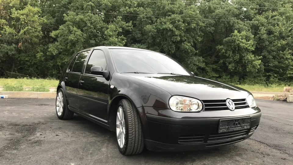 Volkswagen Golf SVOI 1.8t 3
