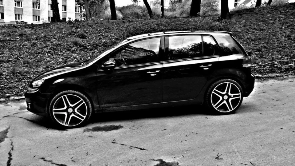 Volkswagen Golf товстий 3