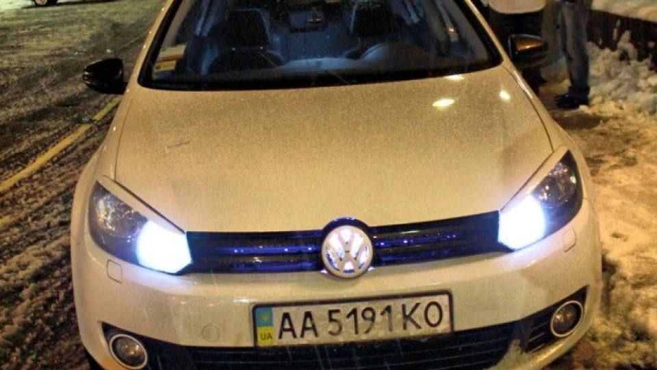 Volkswagen Golf TSI White & Black Design 3
