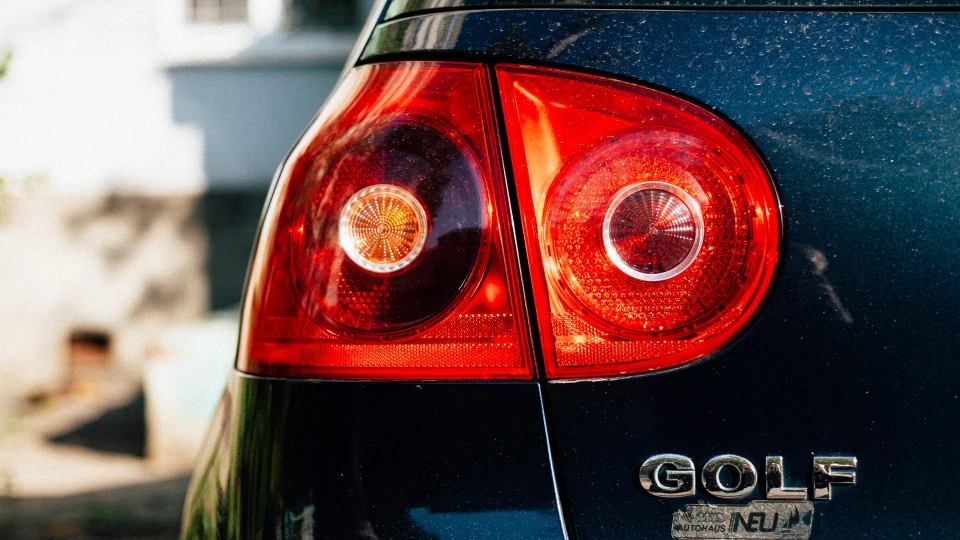 Volkswagen Golf V 1.6 FSI 5