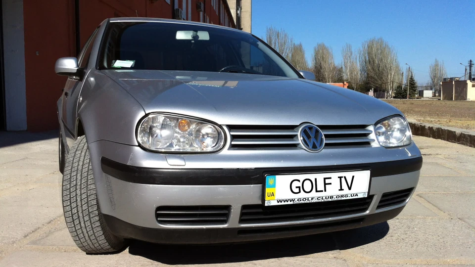 Volkswagen Golf Вовченя з Вольфсбурга 4