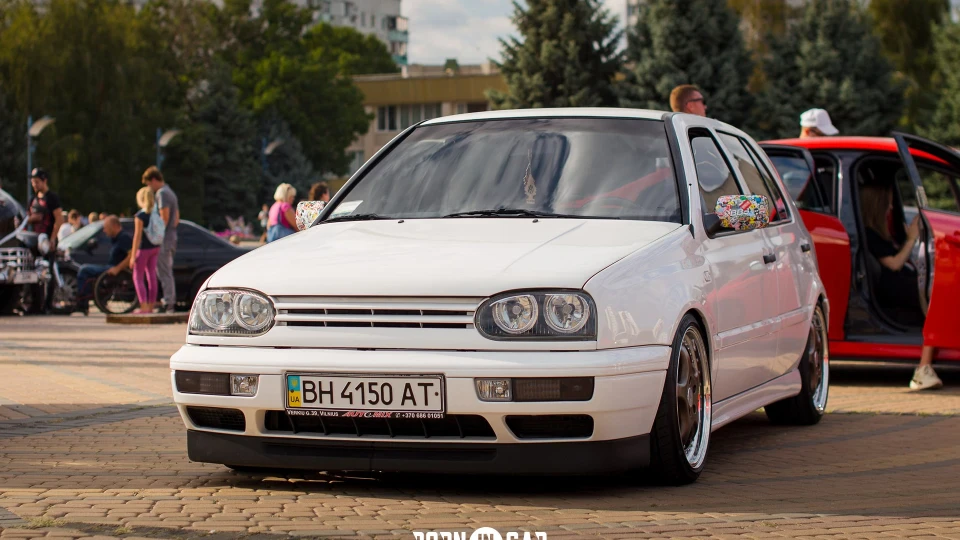 Volkswagen Golf Whitewagen 5