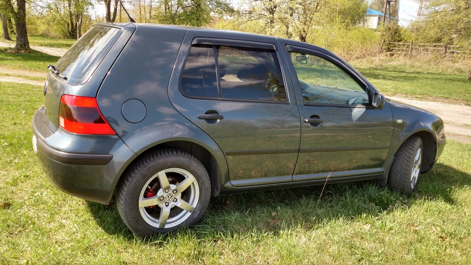 Volkswagen Golf Живчик 2