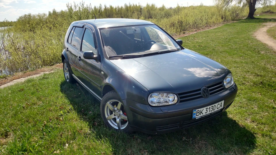 Volkswagen Golf Живчик 4