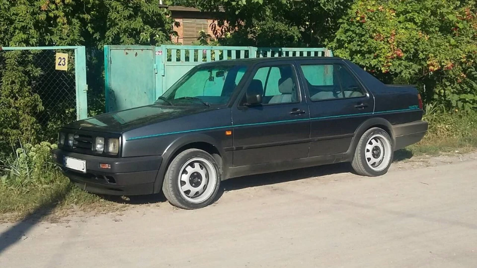 Volkswagen Jetta 2