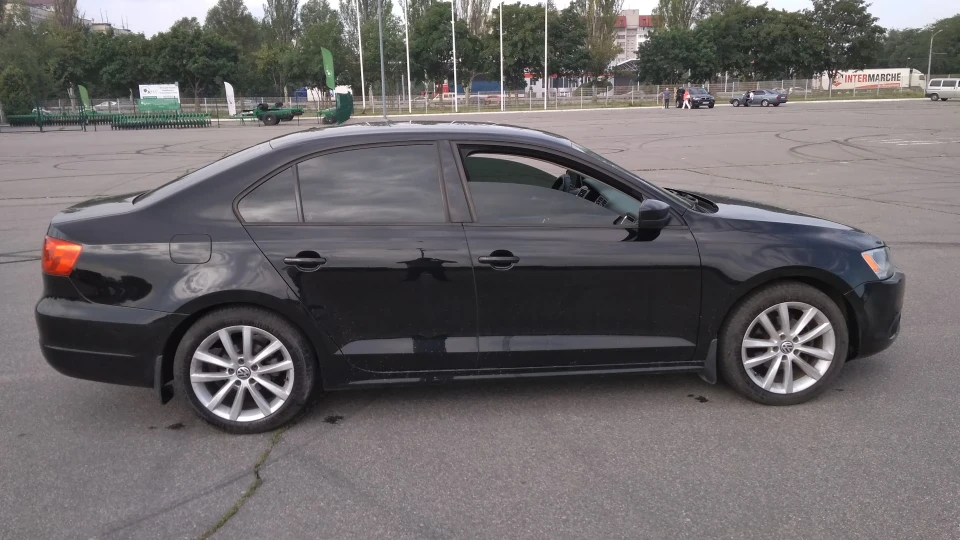 Volkswagen Jetta 2