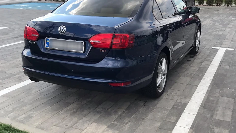 Volkswagen Jetta 2