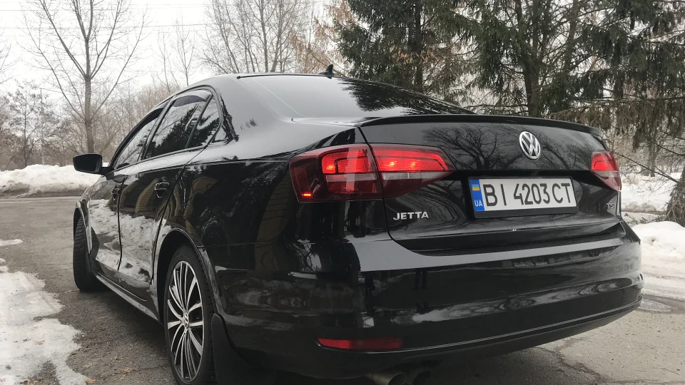 Volkswagen Jetta 2