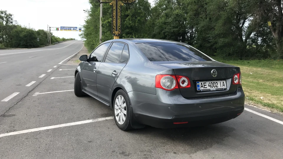 Volkswagen Jetta 2