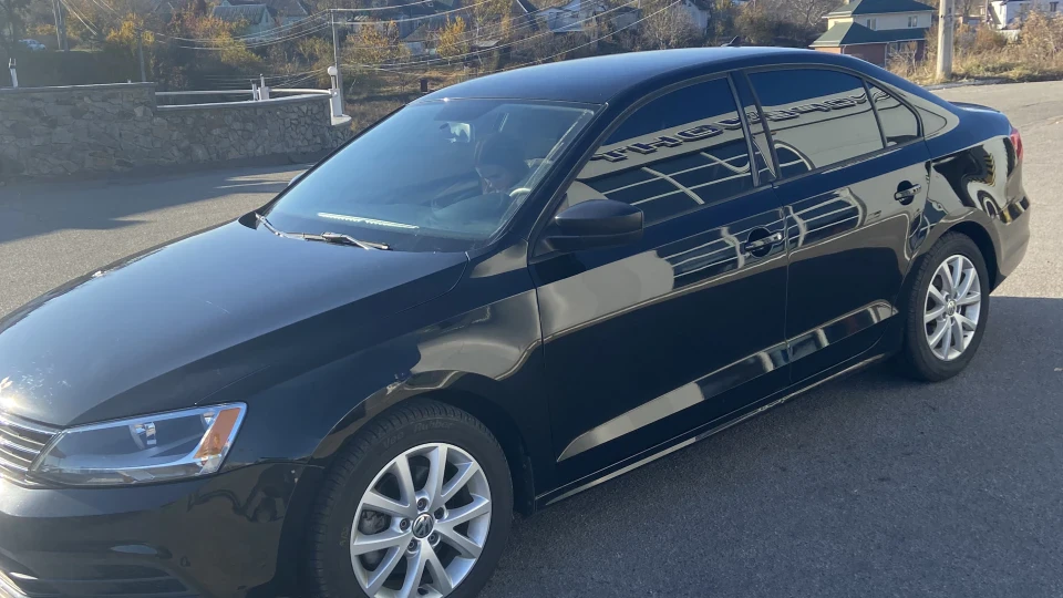 Volkswagen Jetta 2