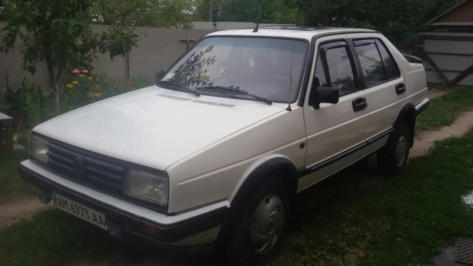 Volkswagen Jetta 2