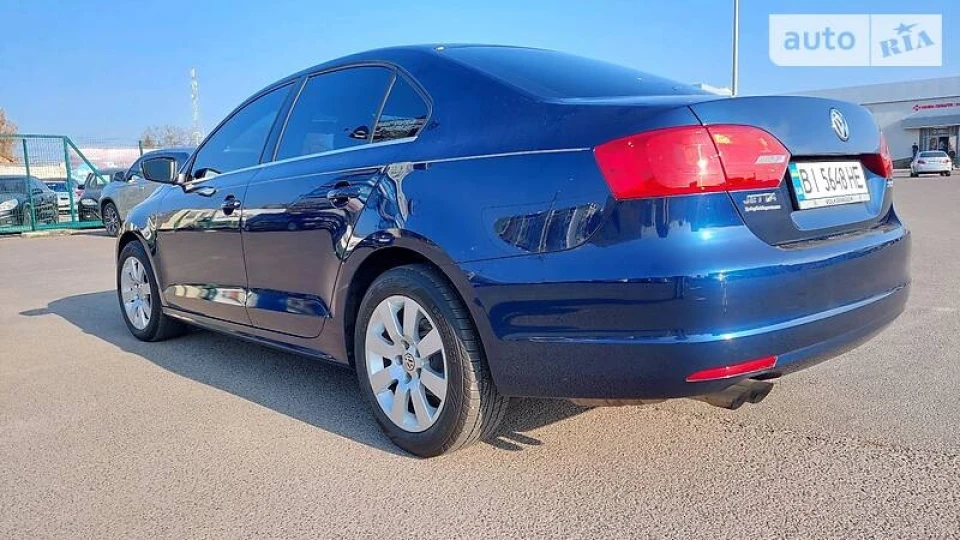 Volkswagen Jetta 2