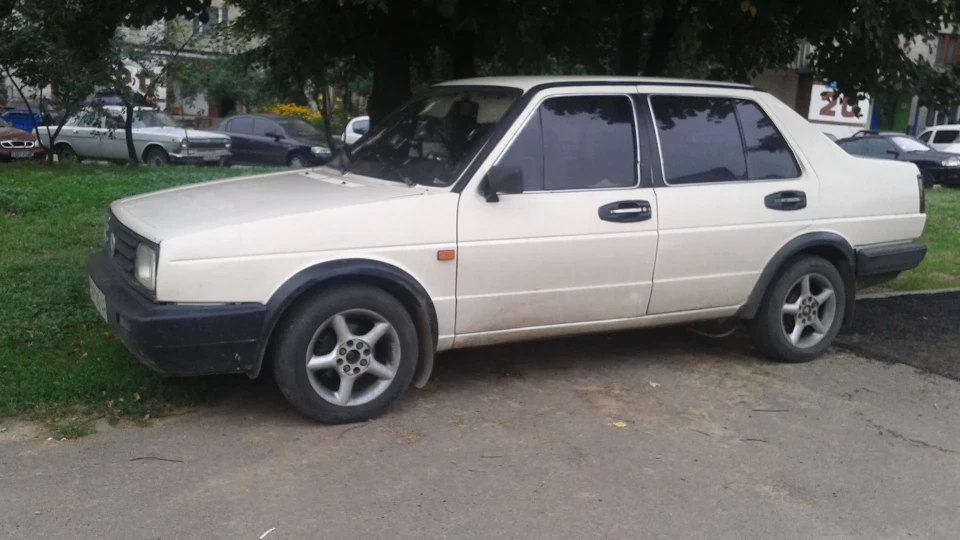 Volkswagen Jetta 1,4 бензин 2