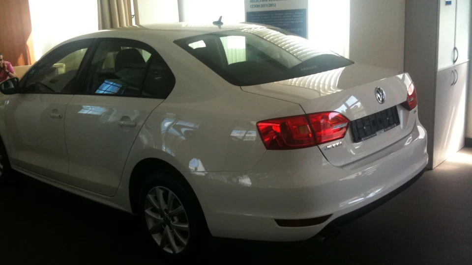 Volkswagen Jetta 1,4 Снігова Королева 3