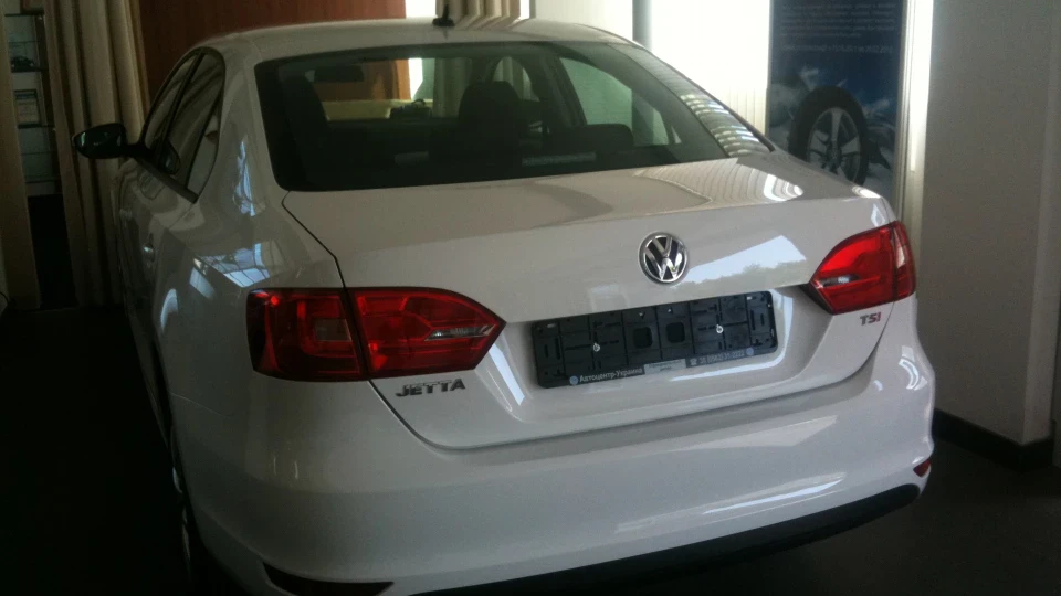 Volkswagen Jetta 1,4 Снігова Королева 4