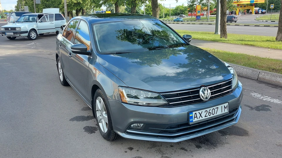 Volkswagen Jetta 1.4 т 4