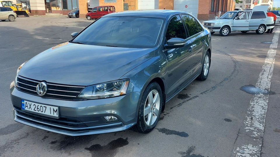 Volkswagen Jetta 1.4 т 5