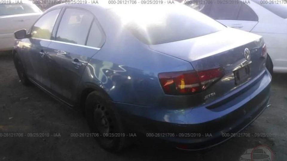 Volkswagen Jetta 1.4L I4 FI DOHC 16V NF4 3