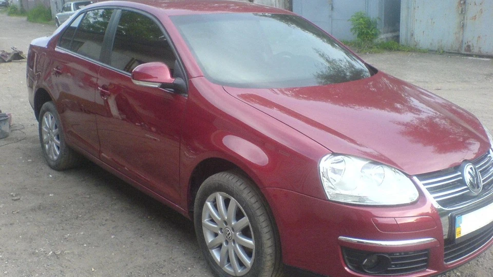 Volkswagen Jetta 1.6 автомат