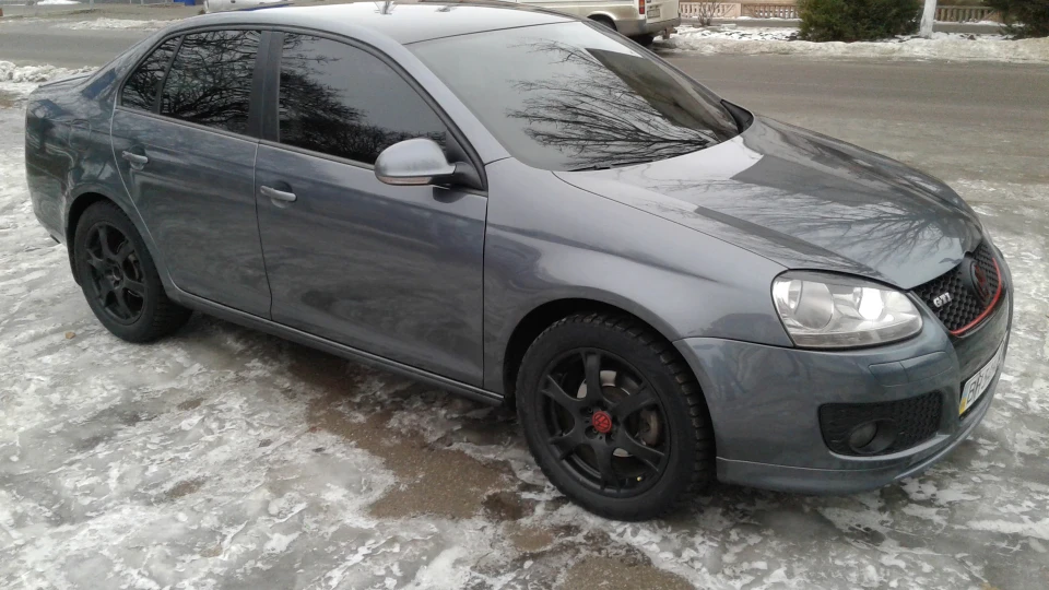 Volkswagen Jetta 1.6 бензин газ 2