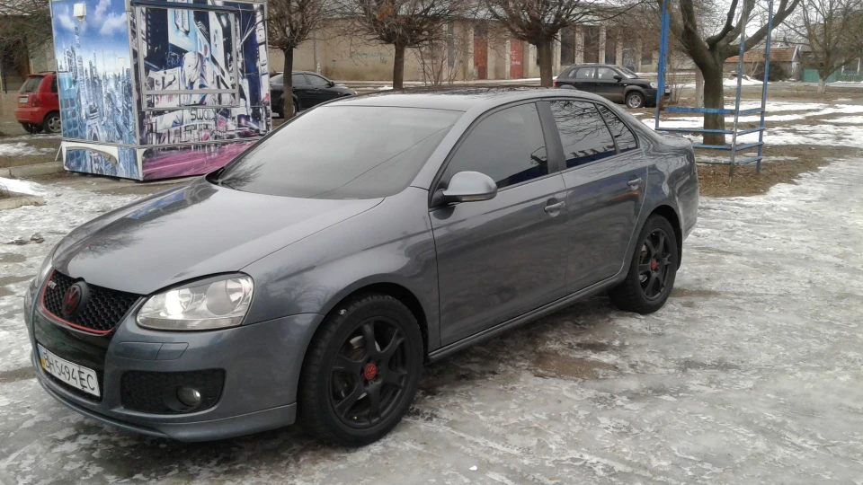 Volkswagen Jetta 1.6 бензин газ 3