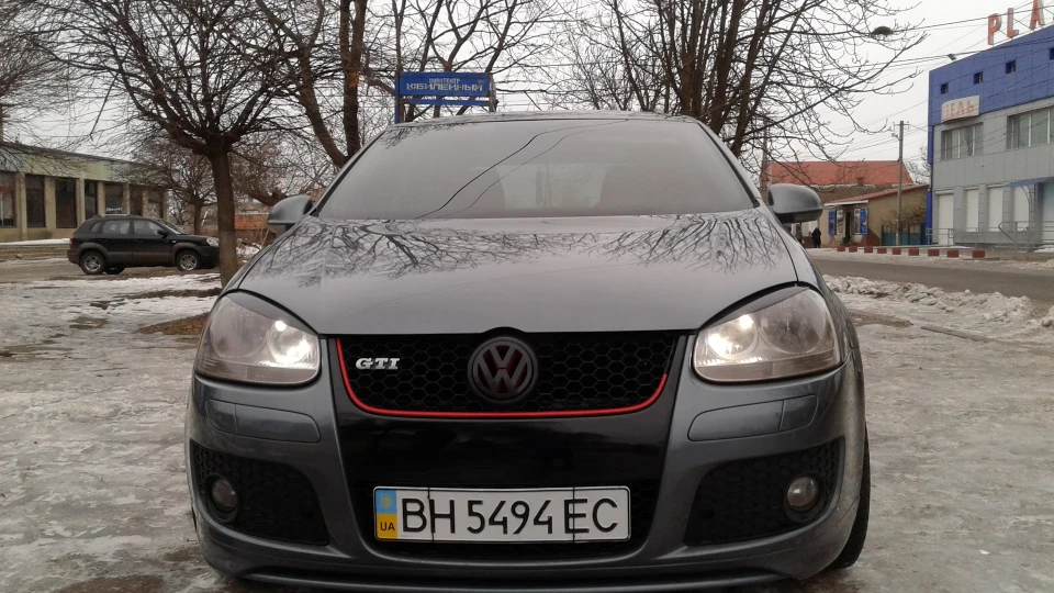 Volkswagen Jetta 1.6 бензин газ 4