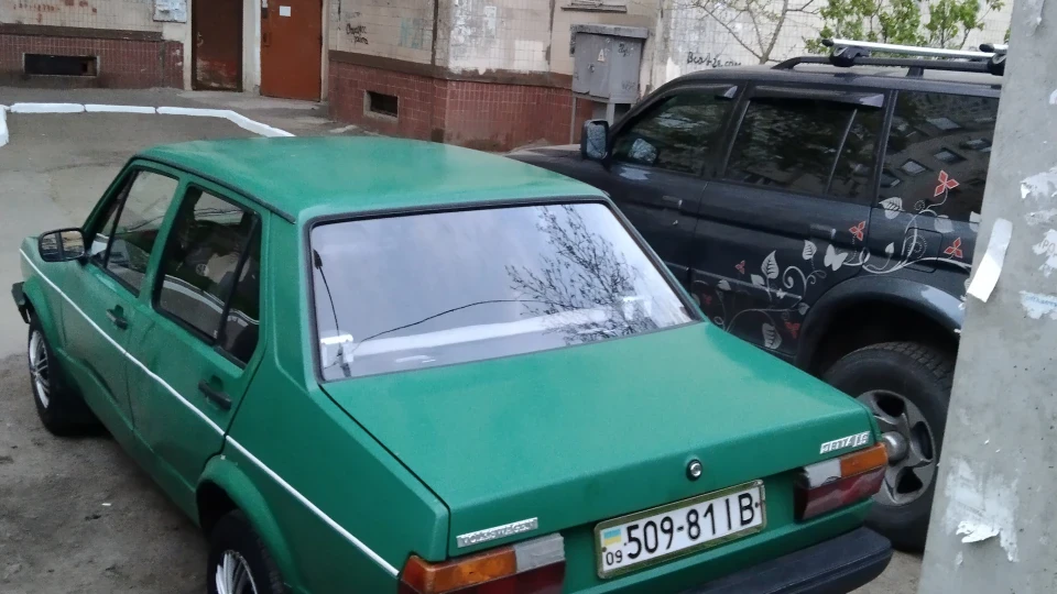 Volkswagen Jetta 1.6 бензин 3