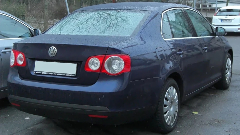 Volkswagen Jetta 1.6 BSF 2