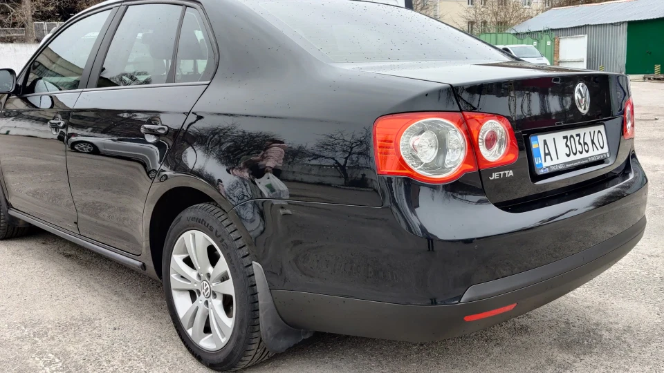 Volkswagen Jetta 1.6 BSF 5