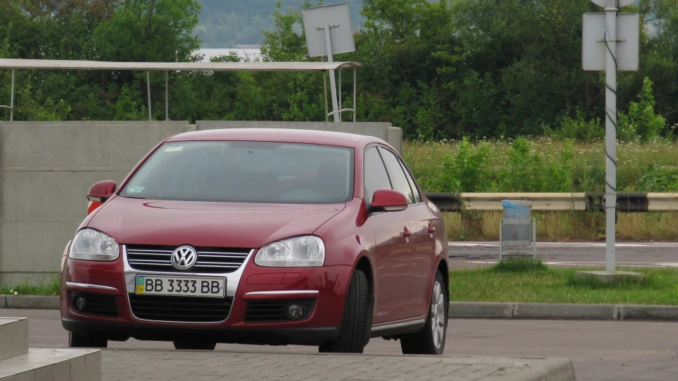 Volkswagen Jetta 1.6 хутро.