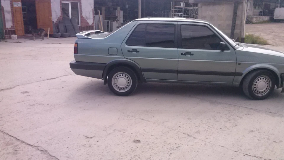 Volkswagen Jetta 1.6 тд 5