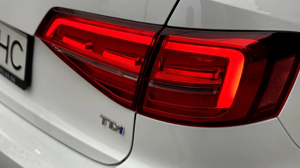 Volkswagen Jetta 1.6 TDI Highline 🚀 2