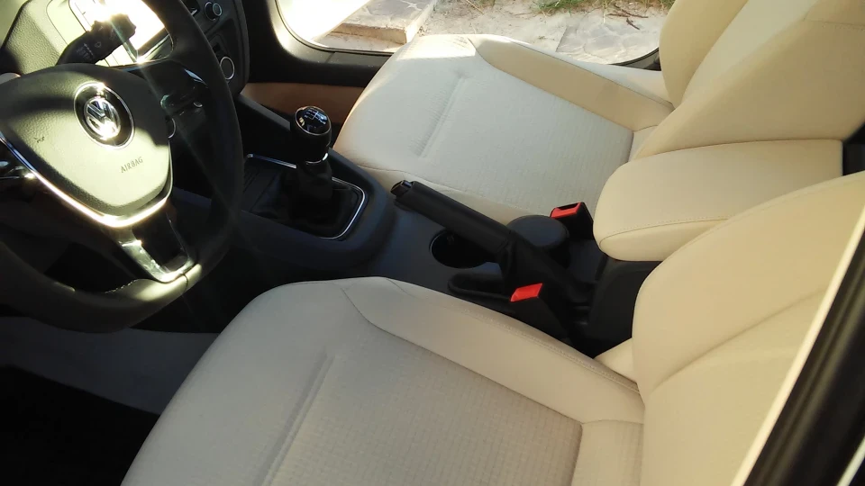 Volkswagen Jetta 1.6 TDI 2