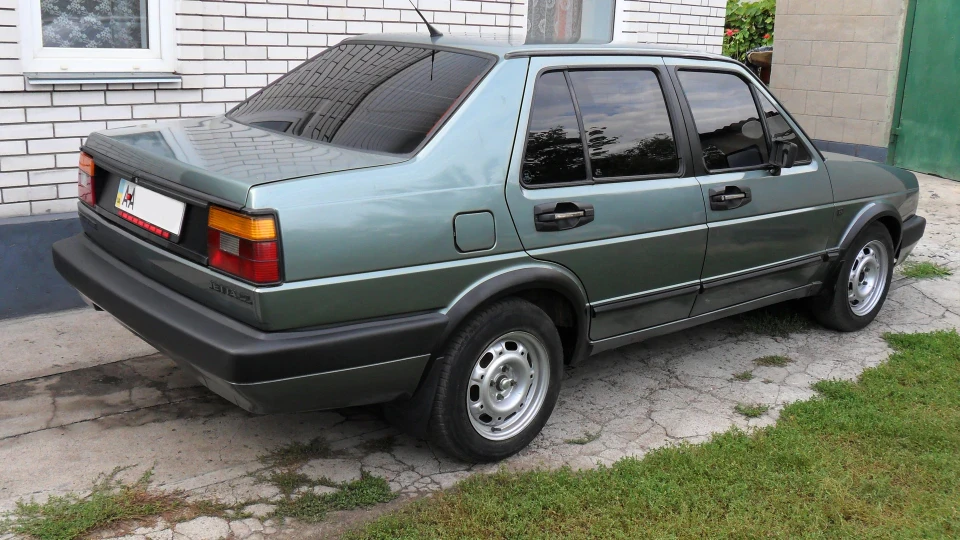 Volkswagen Jetta 1.6 Turbo Diesel 4