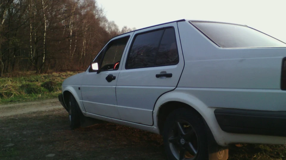 Volkswagen Jetta 1.6D 5