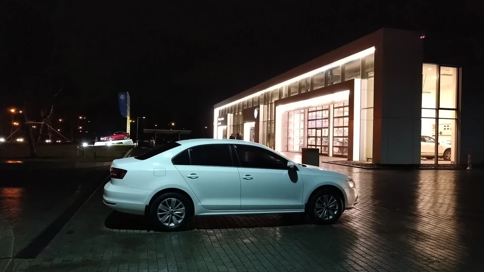 Volkswagen Jetta [1,6TDI DSG7] RunErrands