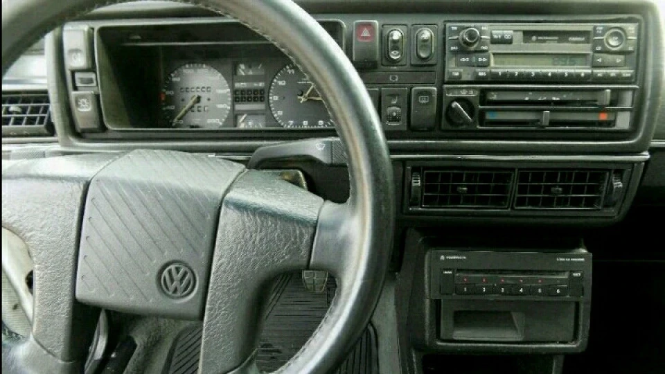 Volkswagen Jetta 1.8 газ бензин 2