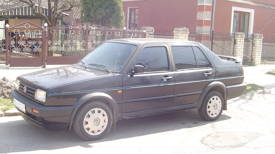 Volkswagen Jetta 1.8 mono 3
