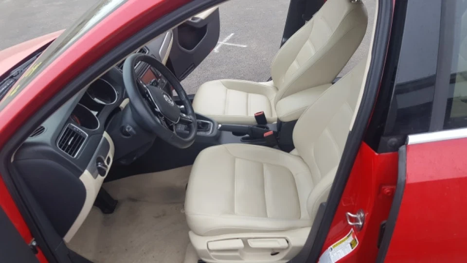 Volkswagen Jetta 1.8 TSI Tornado 3