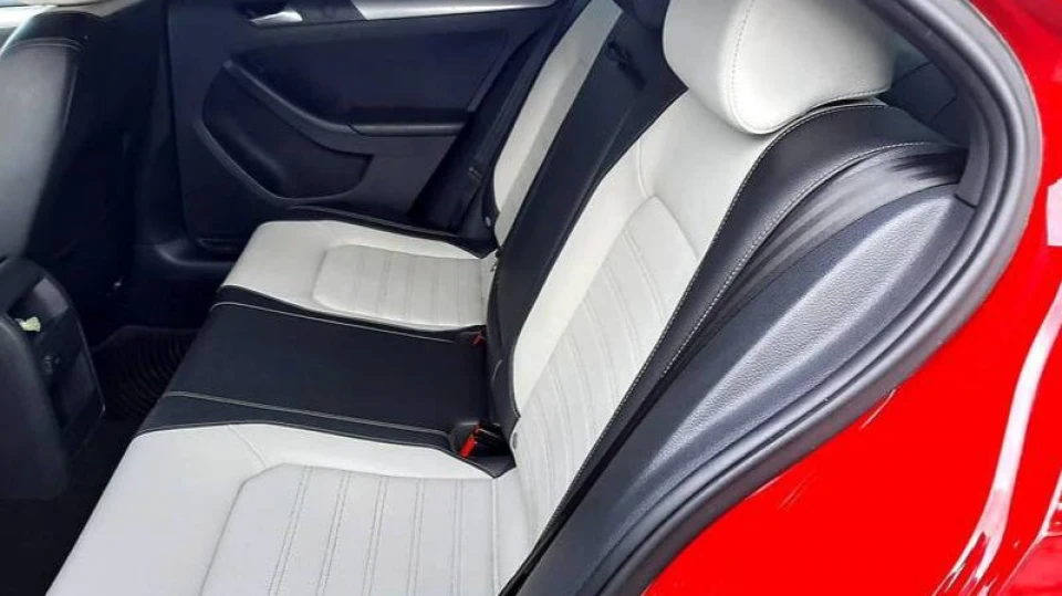 Volkswagen Jetta 1.8 TSI 5